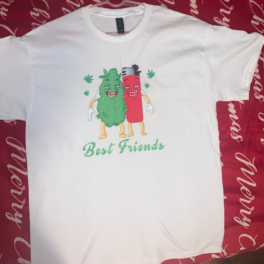 Custom Made Heavy Cotton Gildan Tee… Unisex size Large